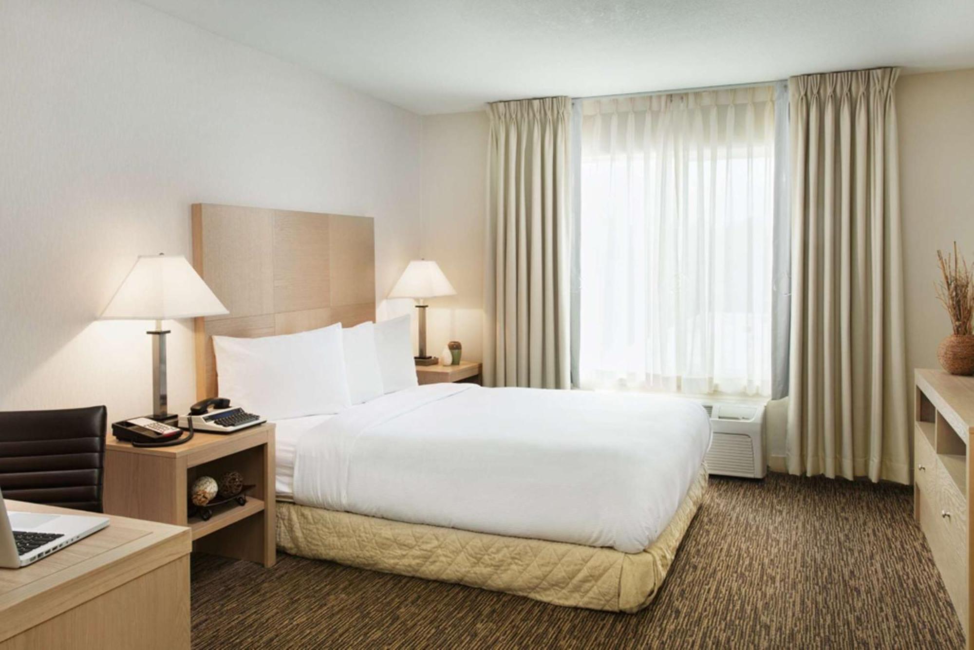 Doubletree By Hilton Vancouver Eksteriør billede